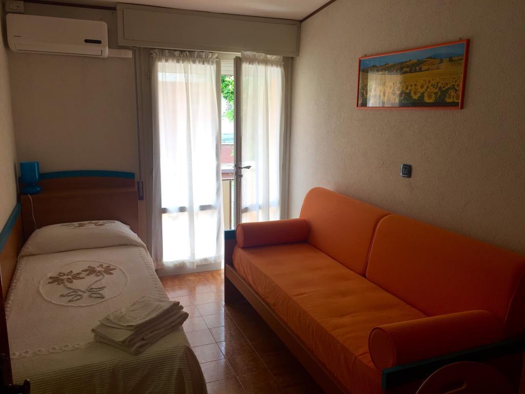 Meuble Lariana Hotel Bellaria-Igea Marina Exterior foto
